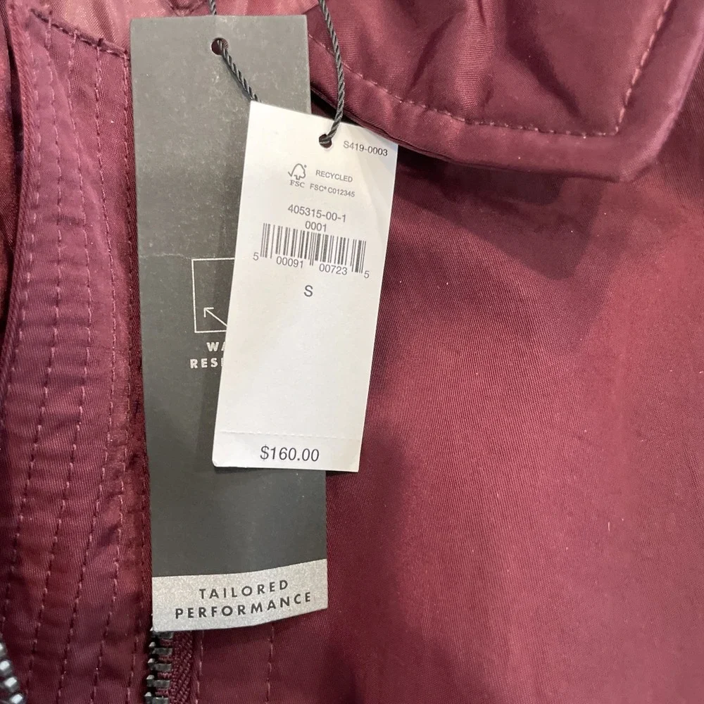 NWT Banana Republic Men's Size‎ Small Water Resistant Maroon Jacket